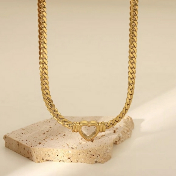 NEW Waterproof 18K Gold Plated Hollow Heart Snake Chain Necklace - Picture 11 of 11